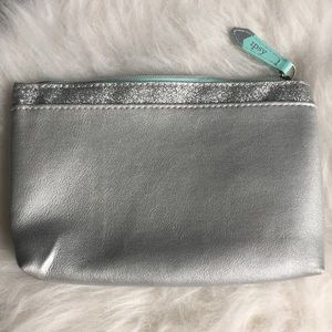 Ipsy makeup bag